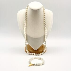 Vintage White Ivory Faux Pearls Gold Tone Necklace Bracelet Set Estate Jewelry